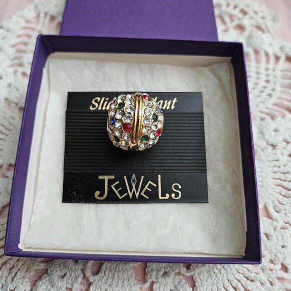 Multi- colored Slide Pendant for Necklace - Picture 4 of 5